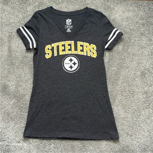 Team Apparel Steelers Women's Gray Jersey Top